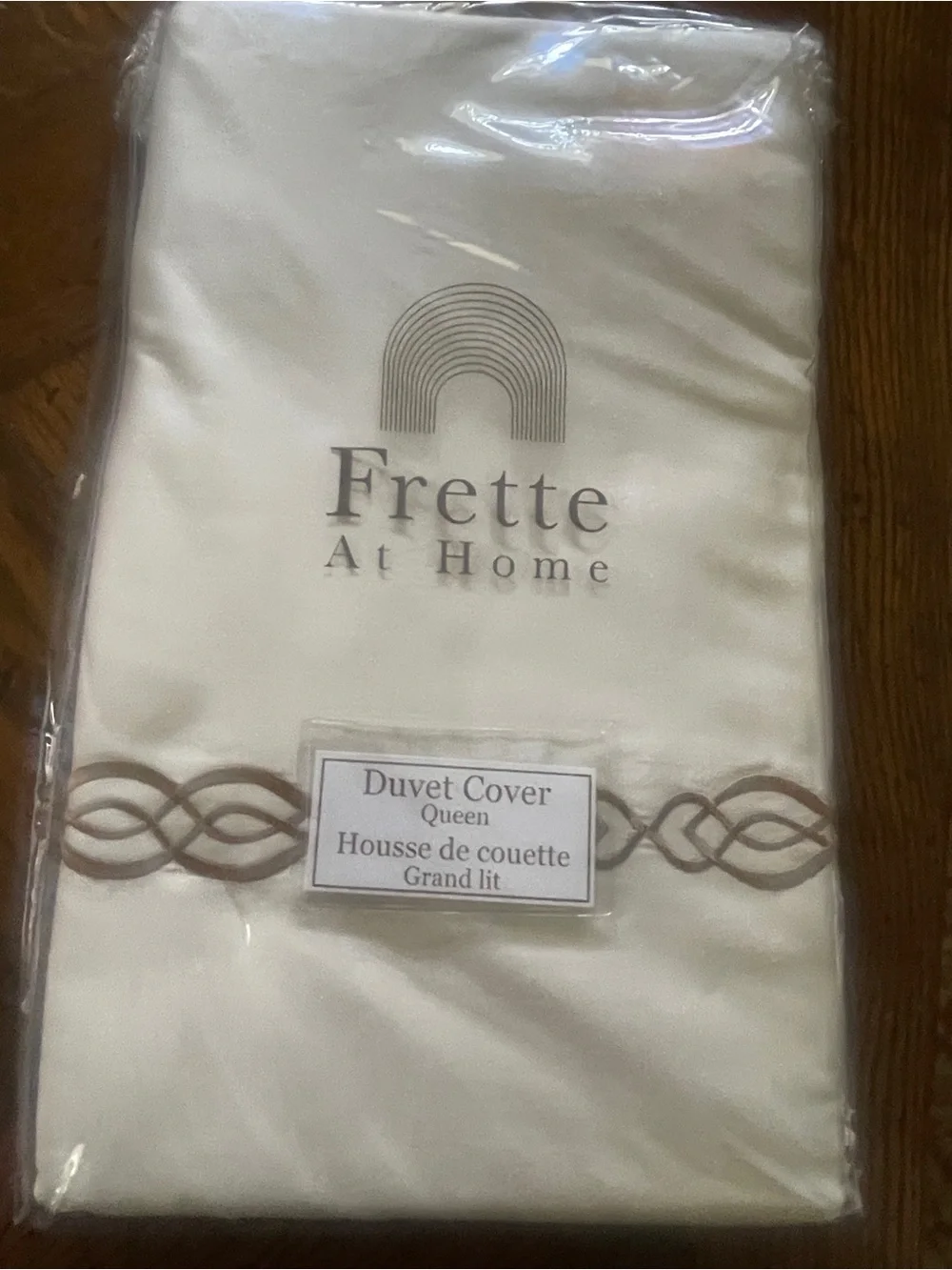NWT FRETTE Boho Embroidery QUEEN Duvet Cover in Cream